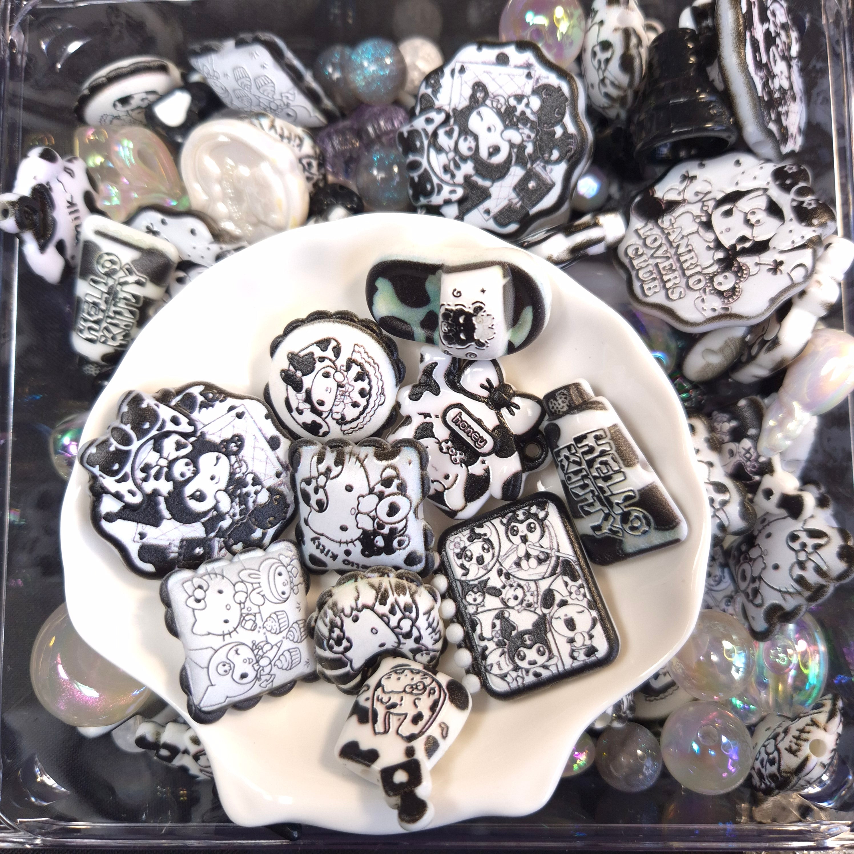 Black and white Sanrio
