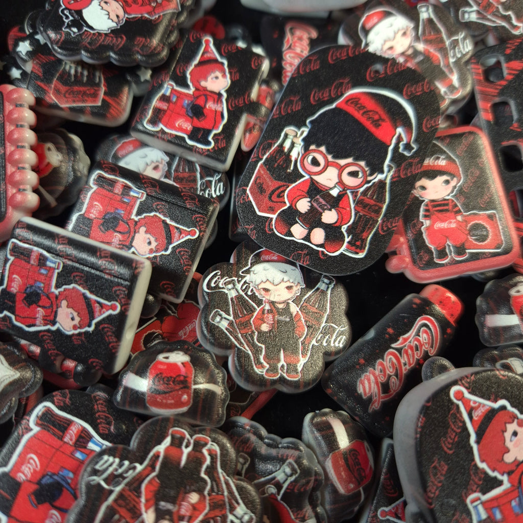 Hirono coca cola acrylic beads