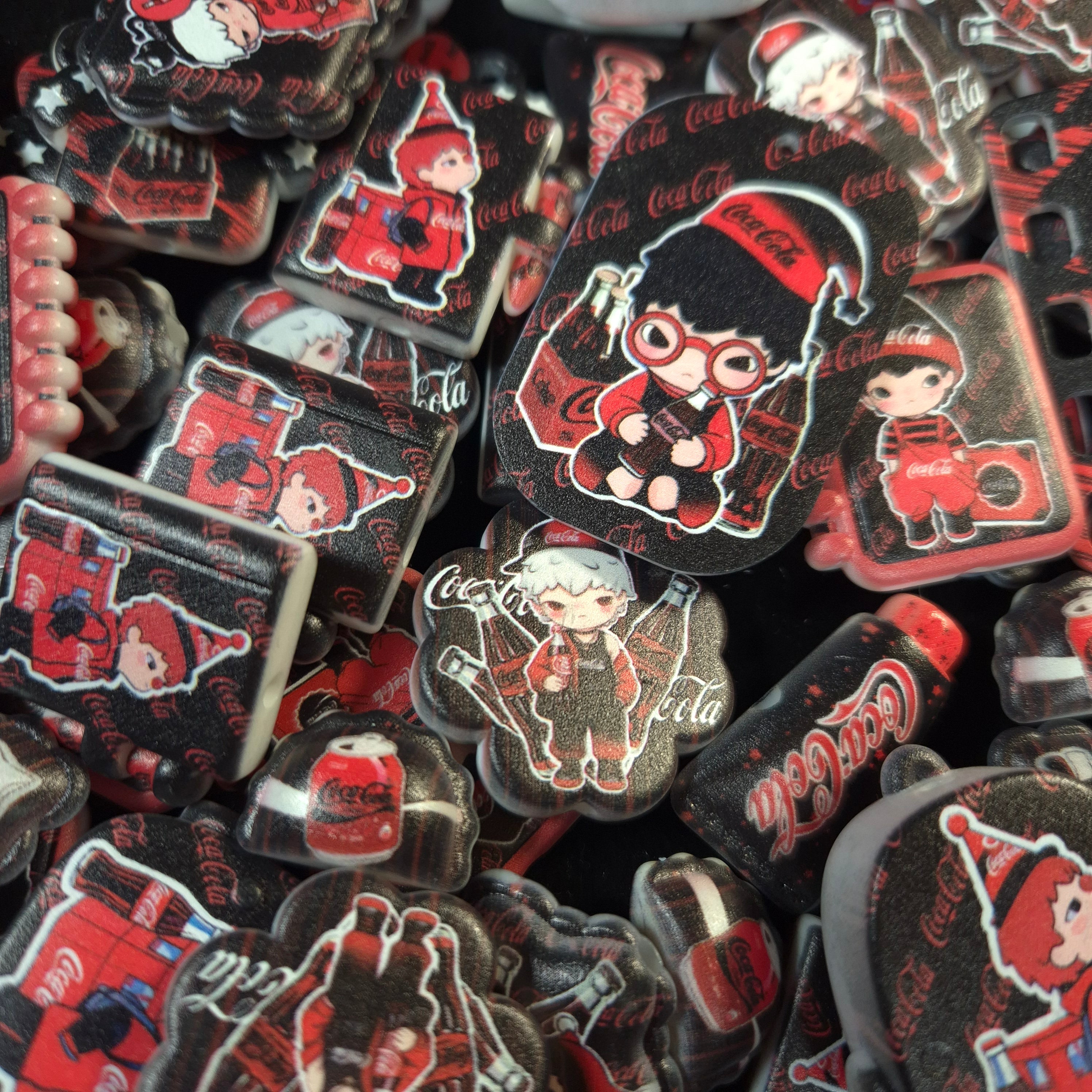 Hirono coca cola acrylic beads